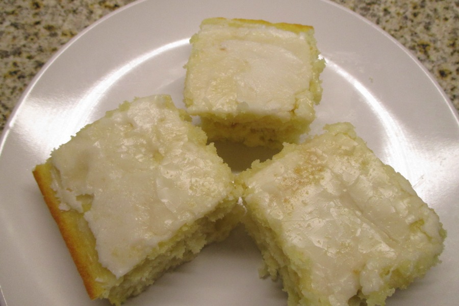 My baking experiment #161 – lemon snack cake